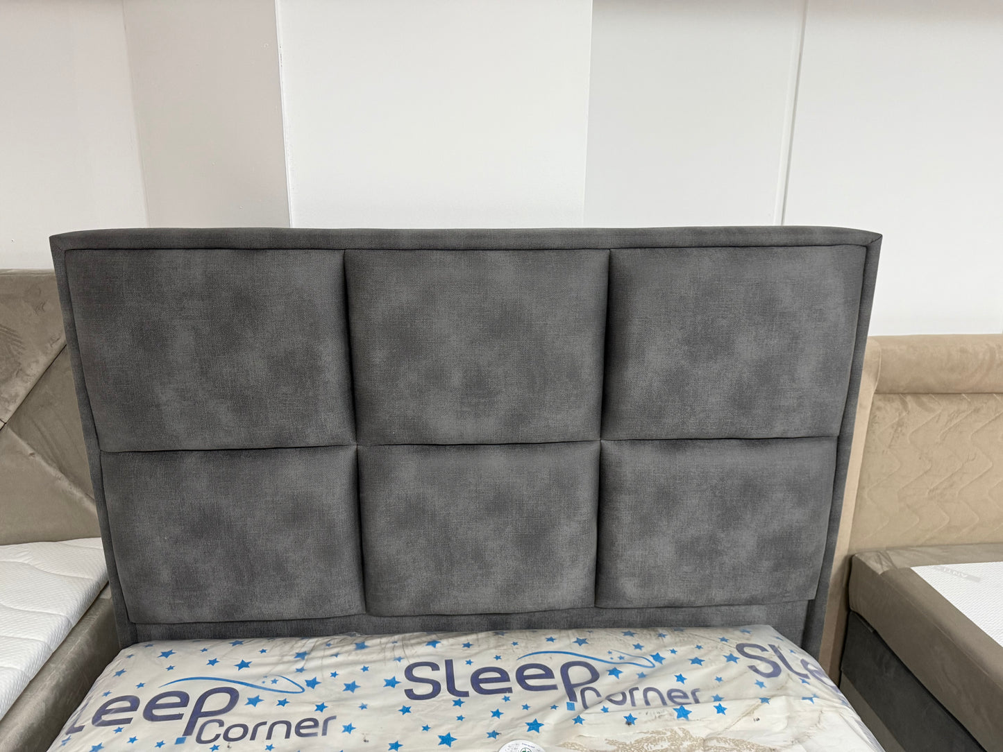 Inova Boxspring met opbergruimte - Grijs suede stof