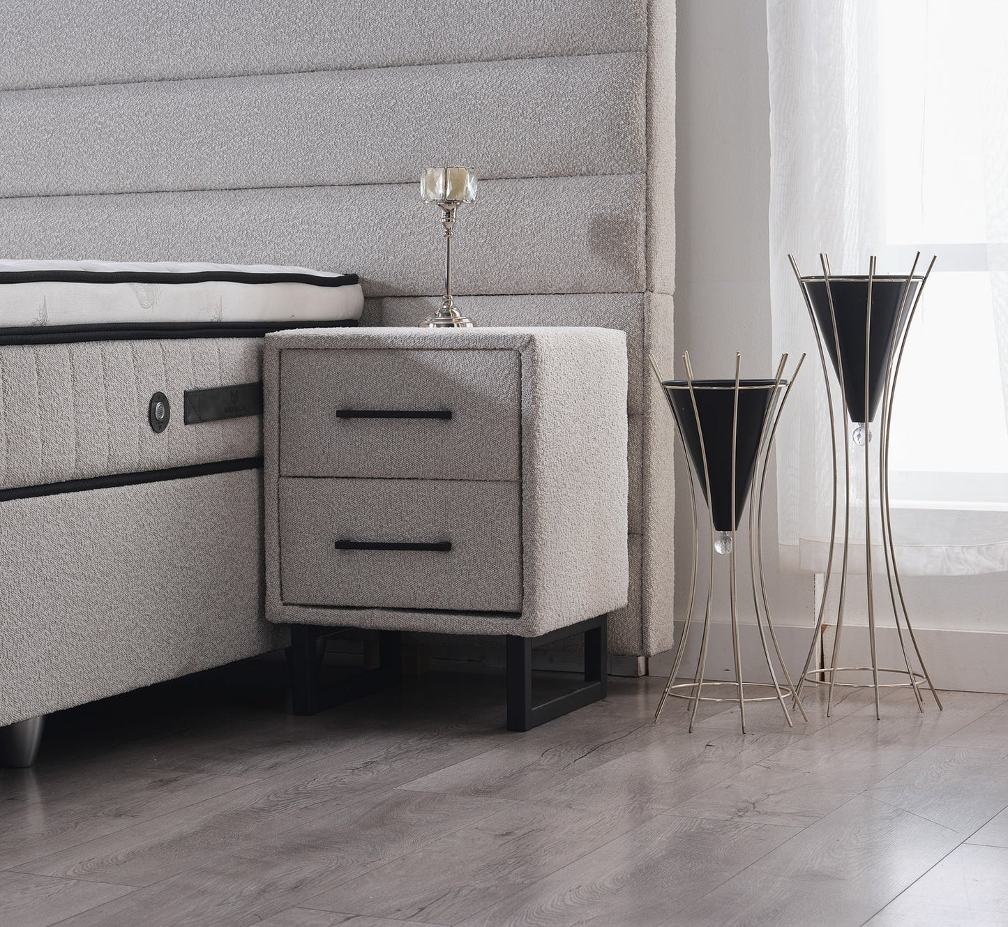 Maxima XL Boxspring bed