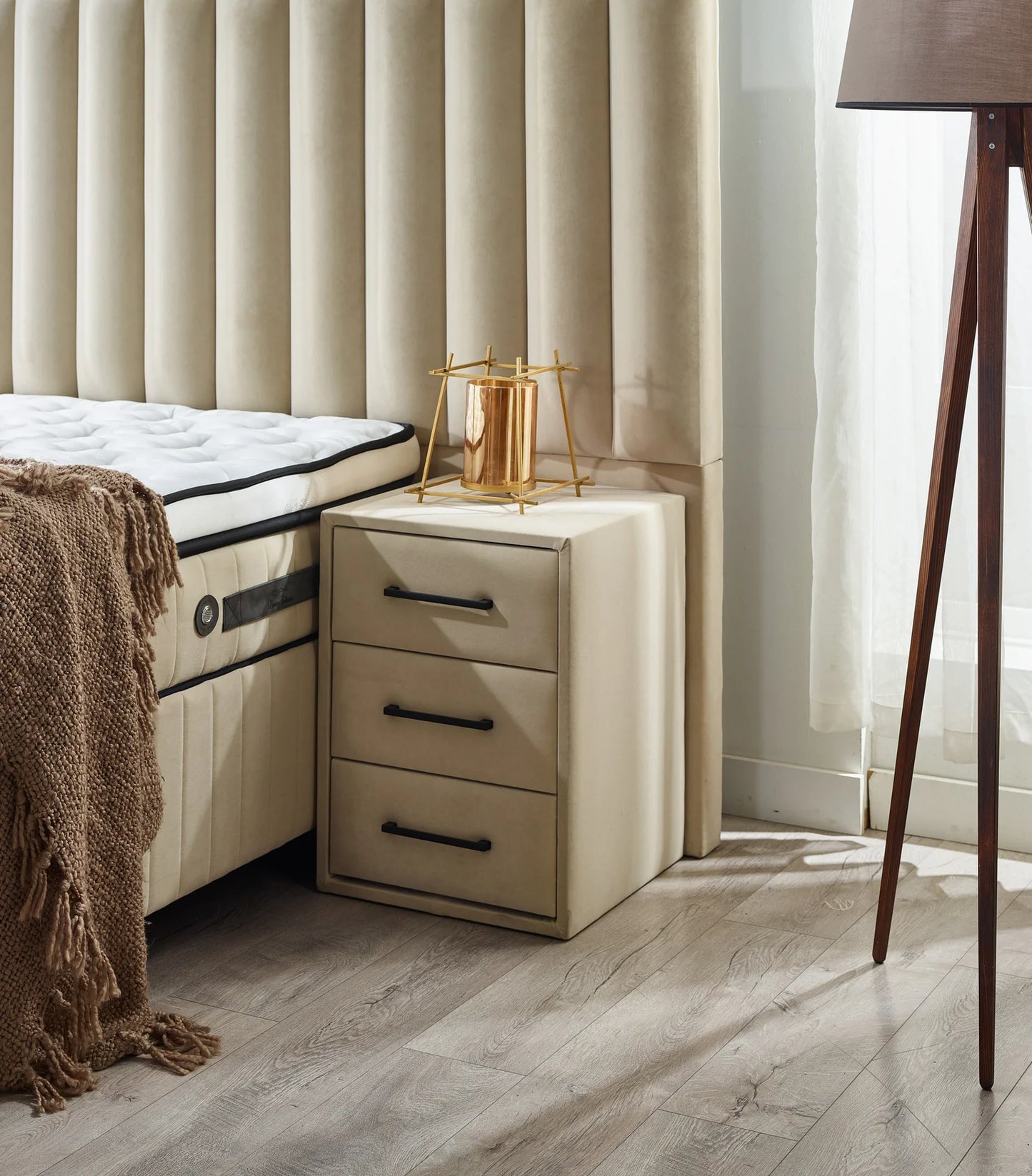 Royal XL Boxspring bed