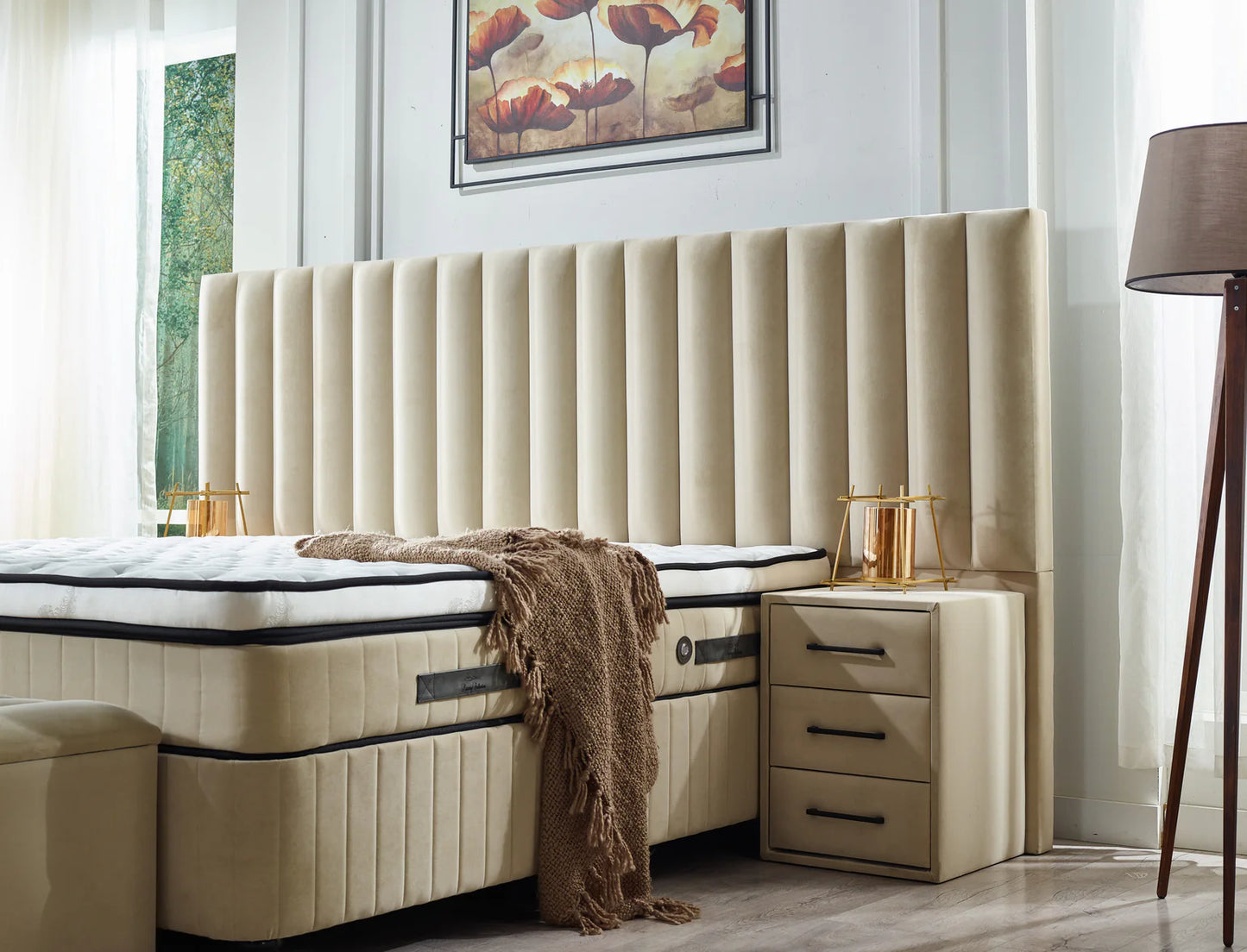 Royal XL Boxspring bed