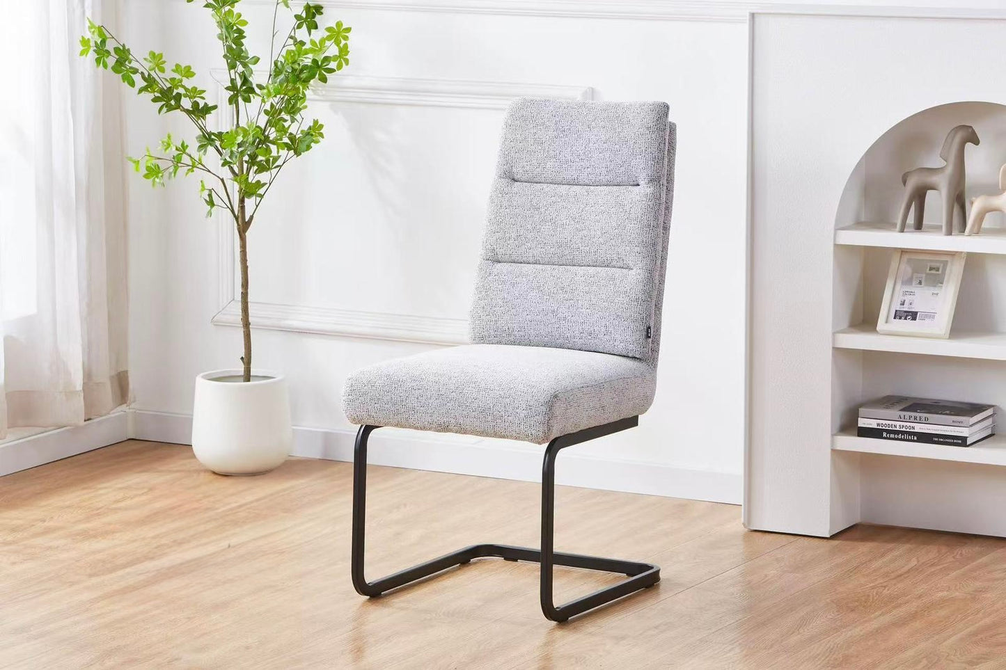 Wippie stoel - grijs of wit