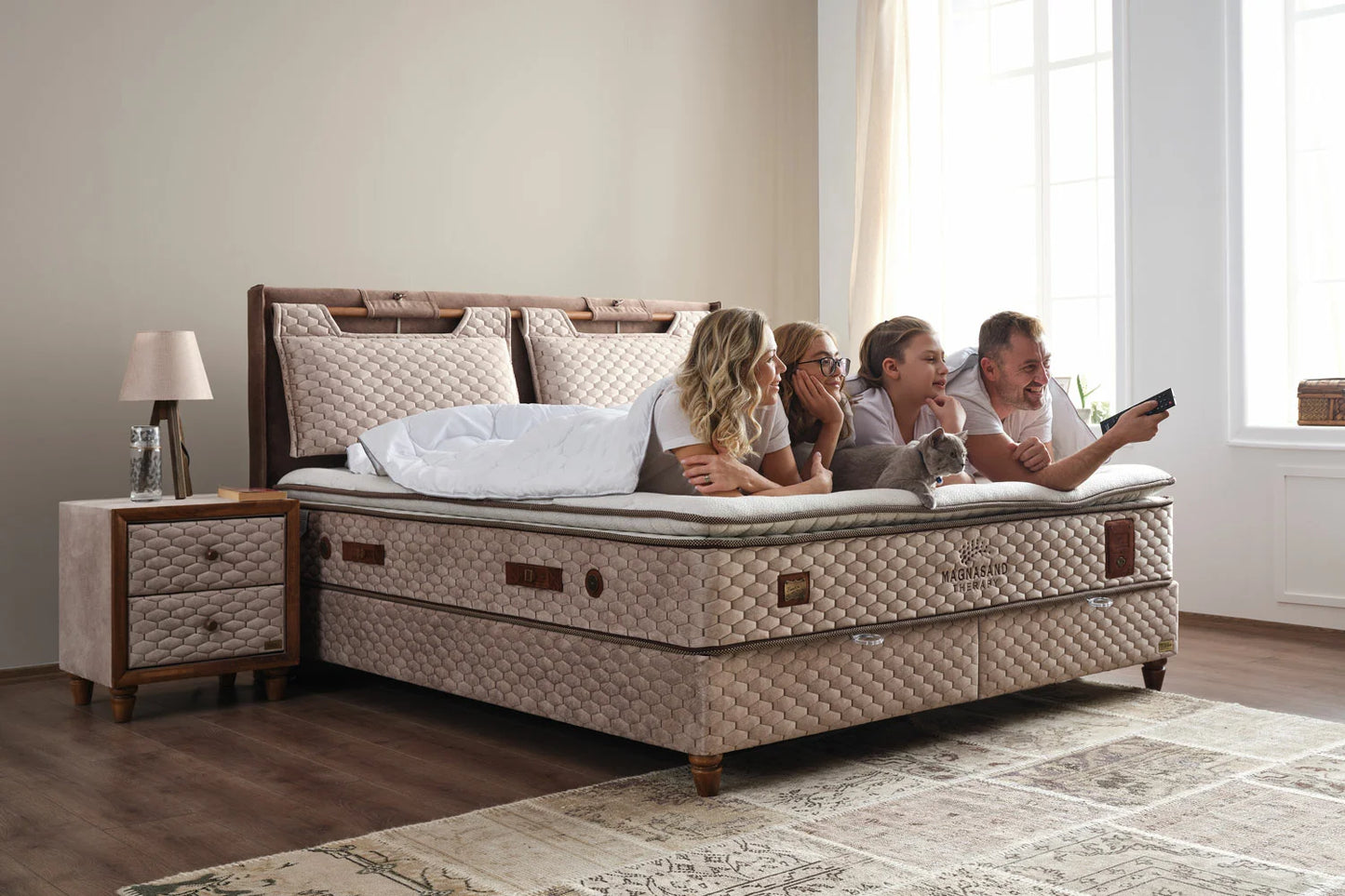 Bambi Magnasand Boxspring bed