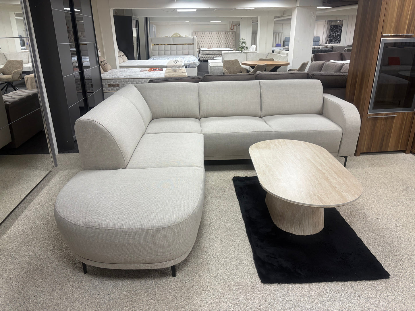 KAYA – Japandi Loungebank