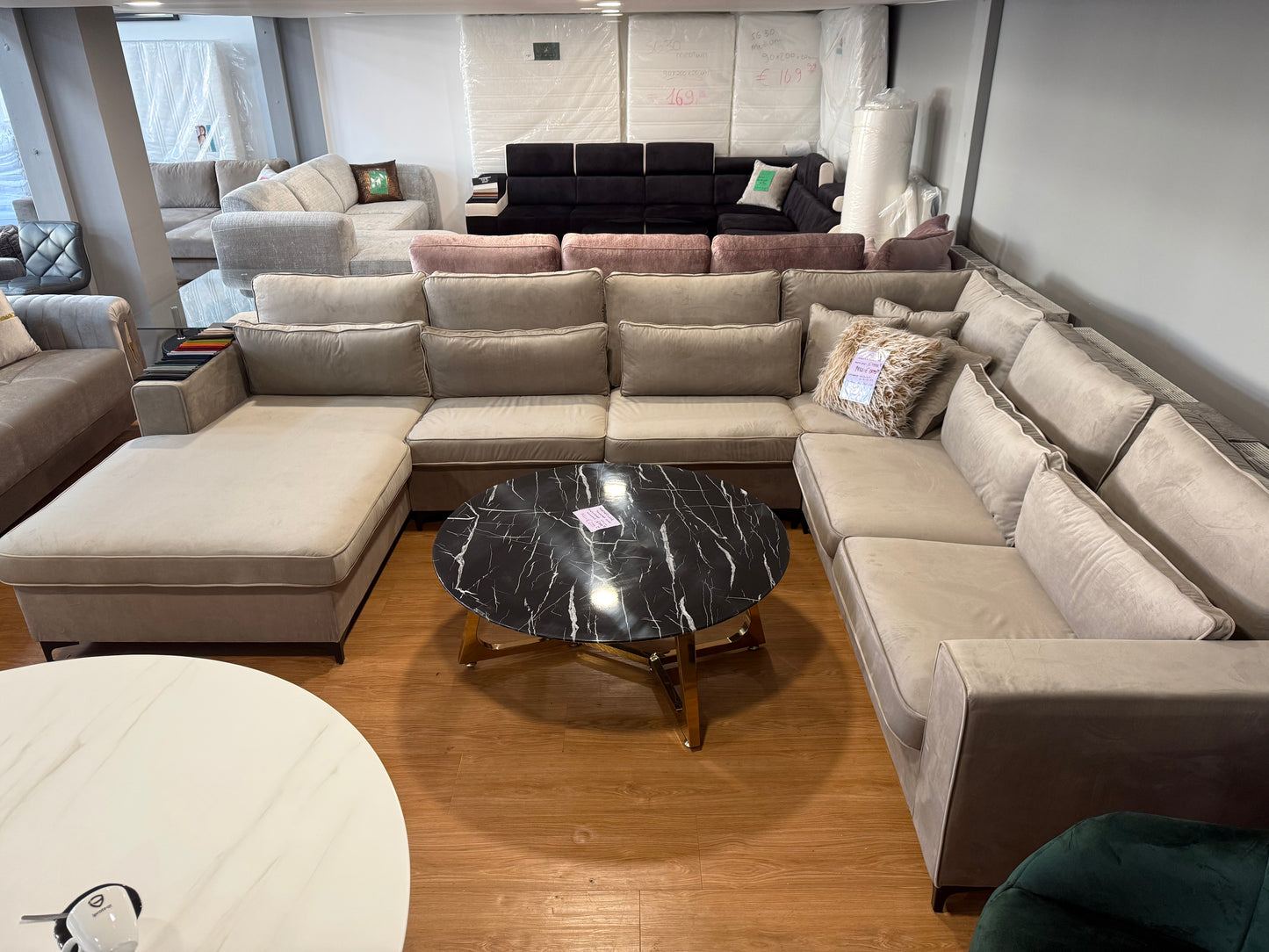 Costa XXL U-vorm Hoekbank - Taupe velvet