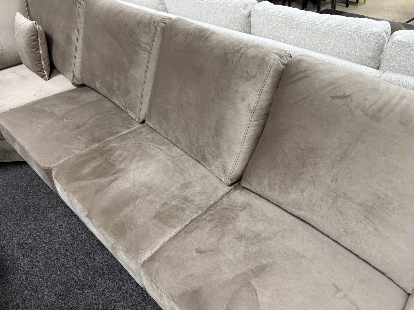 Yolanda Hoekbank - Taupe velvet