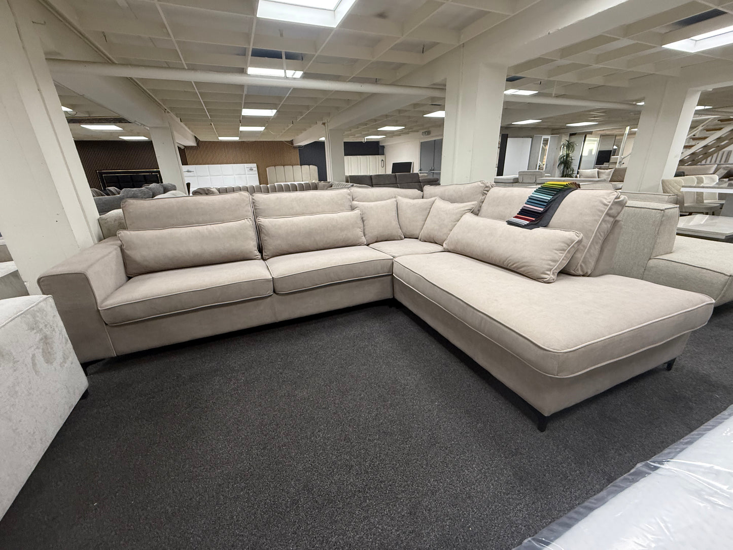 Costa Loungebank - Taupe velvet