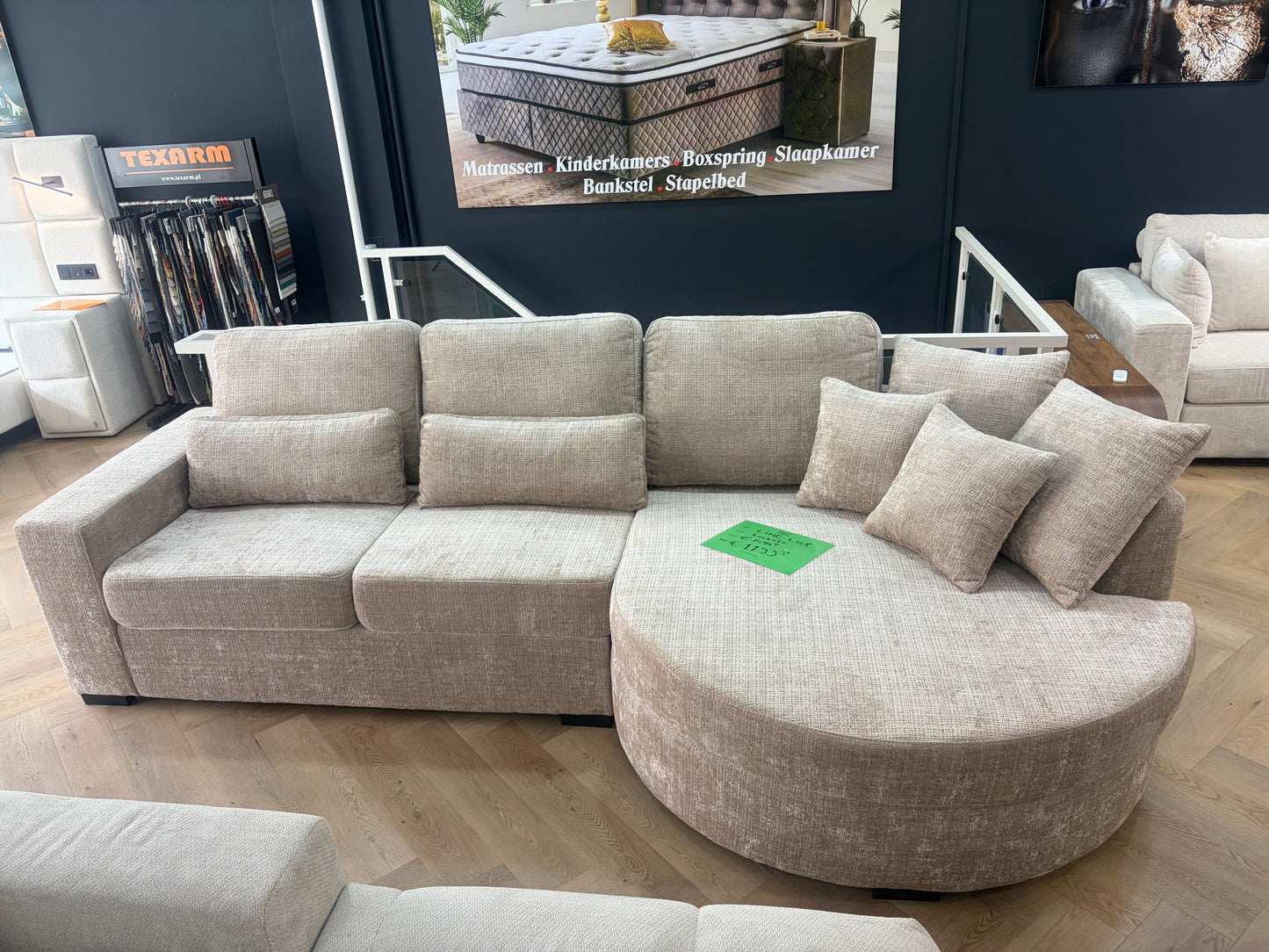 Rondi lounge bank
